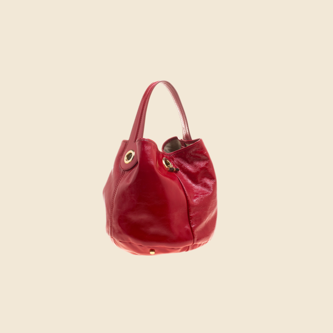 YVES SAINT LAURENT RED PATENT LEATHER CAPRI BUCKET BAG