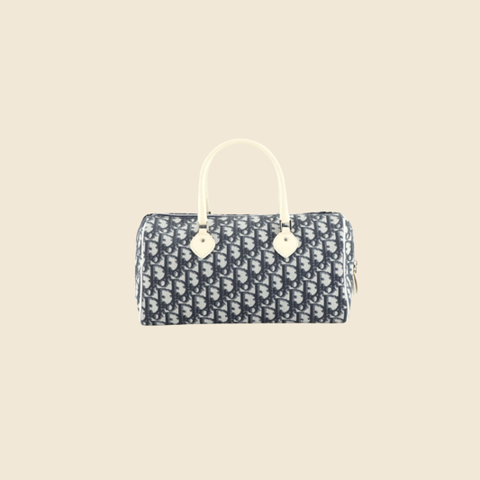Dior Monogram Trotter Print Pochette Bag – Entourage Vintage