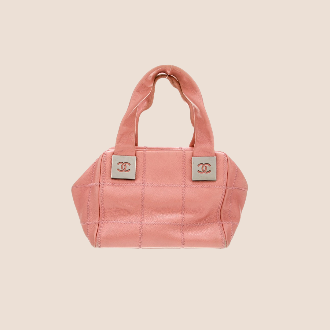 CHANEL PINK LAX SQUARE QUILT BOWLER BAG