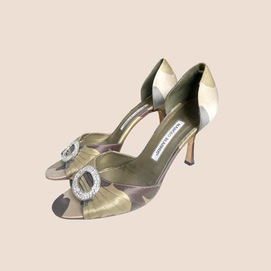 MANOLO BLAHNIK SATIN CAMOUFLAGE D'ORSAY PEEP TOE PUMPS