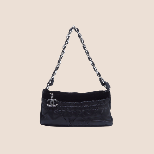 CHANEL BLACK SATIN CC LOGO CHAIN BAG