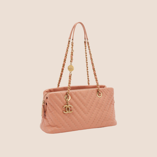 CHANEL PINK LEATHER CHEVRON V-STITCH TOTE BAG