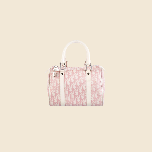 This Christian Dior golf inspired bag with the argyle print will have all  eyes on you, even when you're not on the green! …